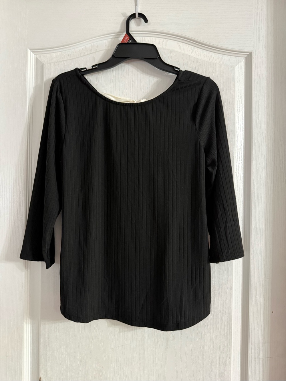 Anneliese Women’s Black Bow Back Top NWT Sz M. SP-109
